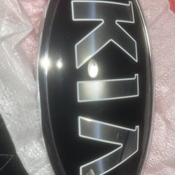Kia Emblem