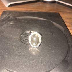 Woman’s Ring 