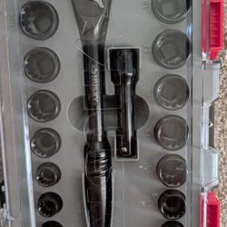 26 Piece Universal Socket Set