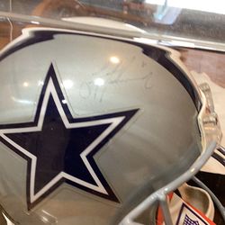 Dallas cowboy  full size helmet autographed and authentication  Troy Aikman