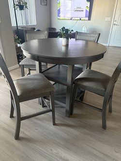 Kitchen table