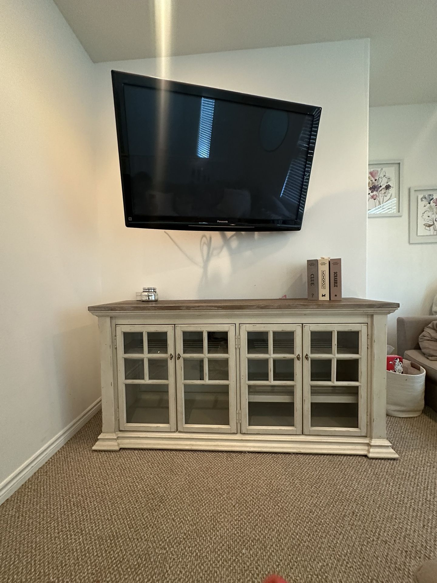 Media Console