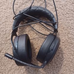 Corsair Headphones With Mic 