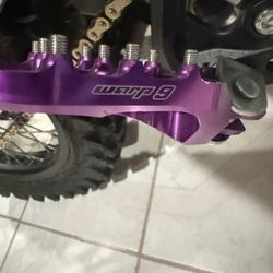 Warp 9 Elite Pegs