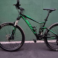 Giant Stance 27.5 2 M Black/Green