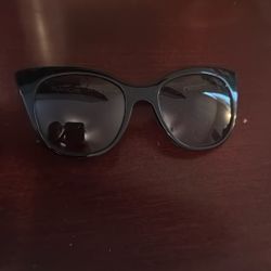 Tres Noir Sunglasses 