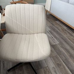 Criss Cross office Desk Chair 