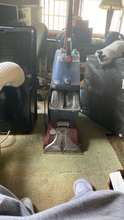 Hoover Rug Scrubber/with attachment hoses