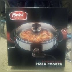 Pizza Cooker 12" Non-Stick 