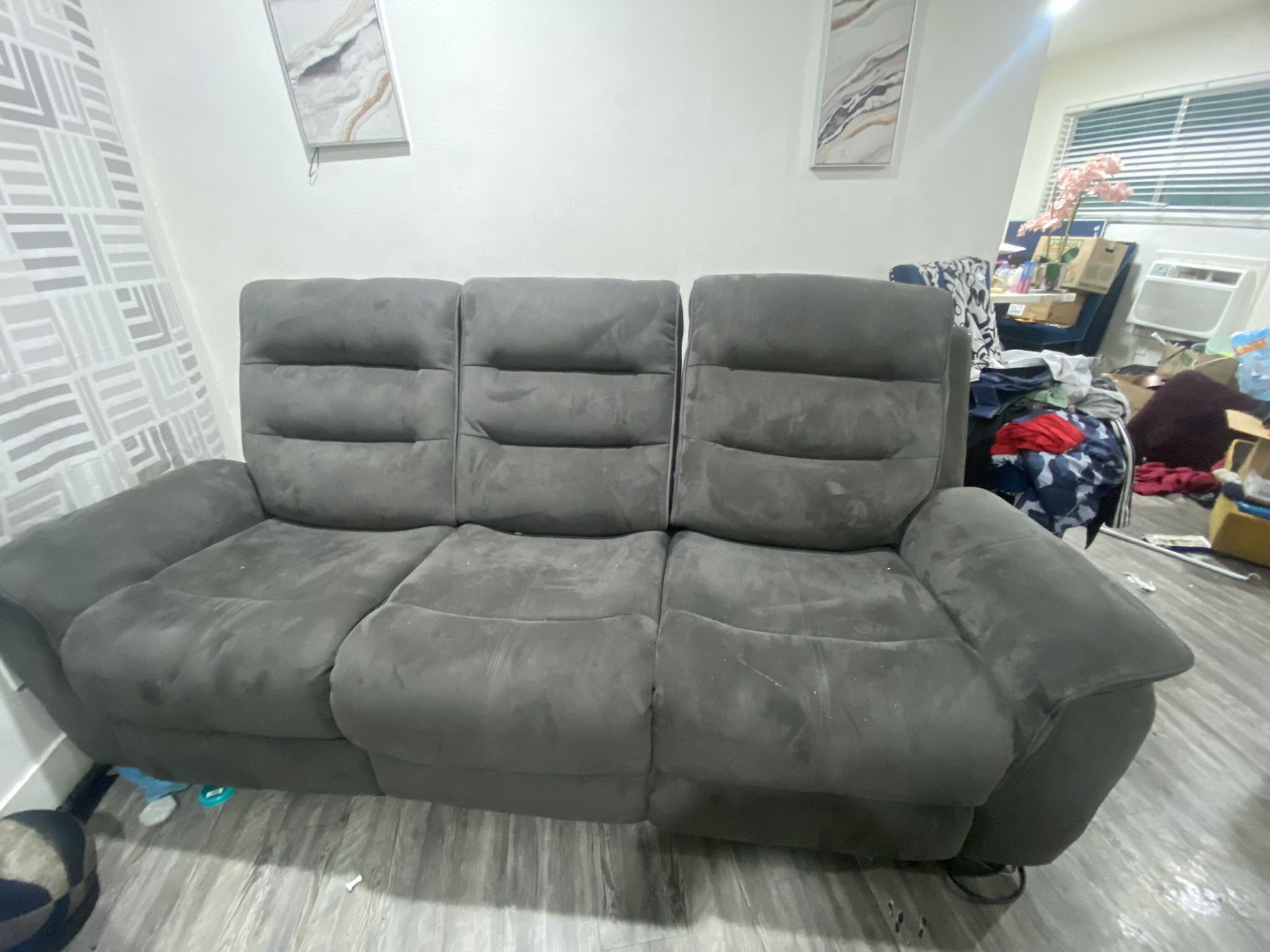 Like New Recliner Sofa