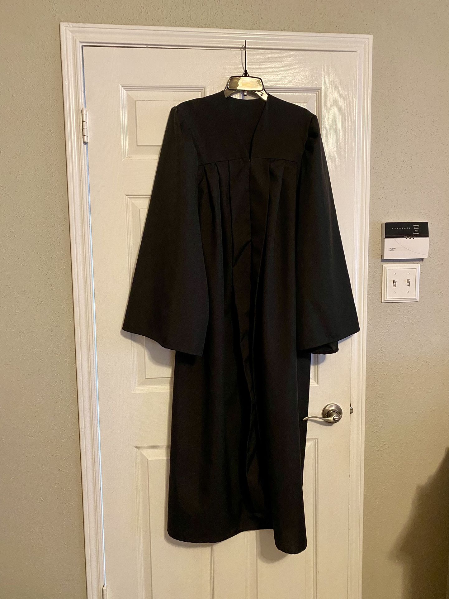 Black Graduation Gown / Sz Lg, 52-1/4” Long