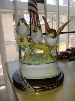 PAJAROS DE PORCELANA.
