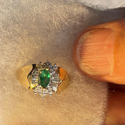 EMERALD SOLITAIRE DIAMOND RING 14KT YELLOW GOLD 