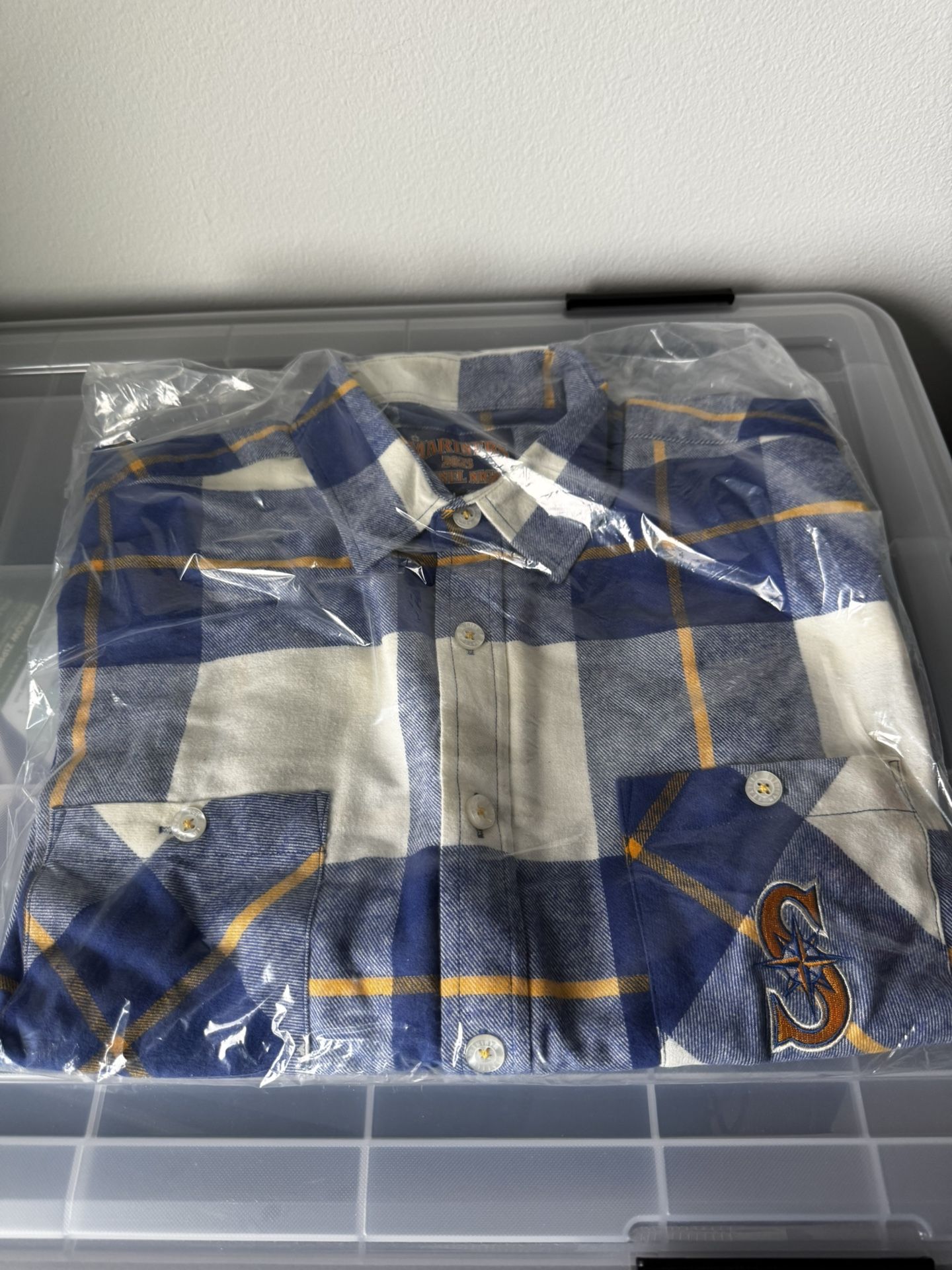 Mariners Flannel Shirt 2024 (Men’s size - Large)