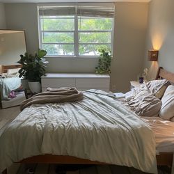 Queen Size Wooden Bed Frame 