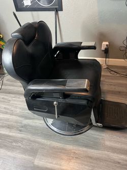Barber chair