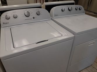 Whirlpool Washer and Dryer Set
