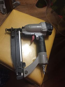 Porter cable air finish nail gun works good