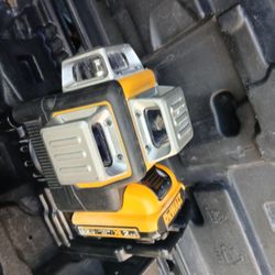Dewalt Laser 360* Baterie Charger