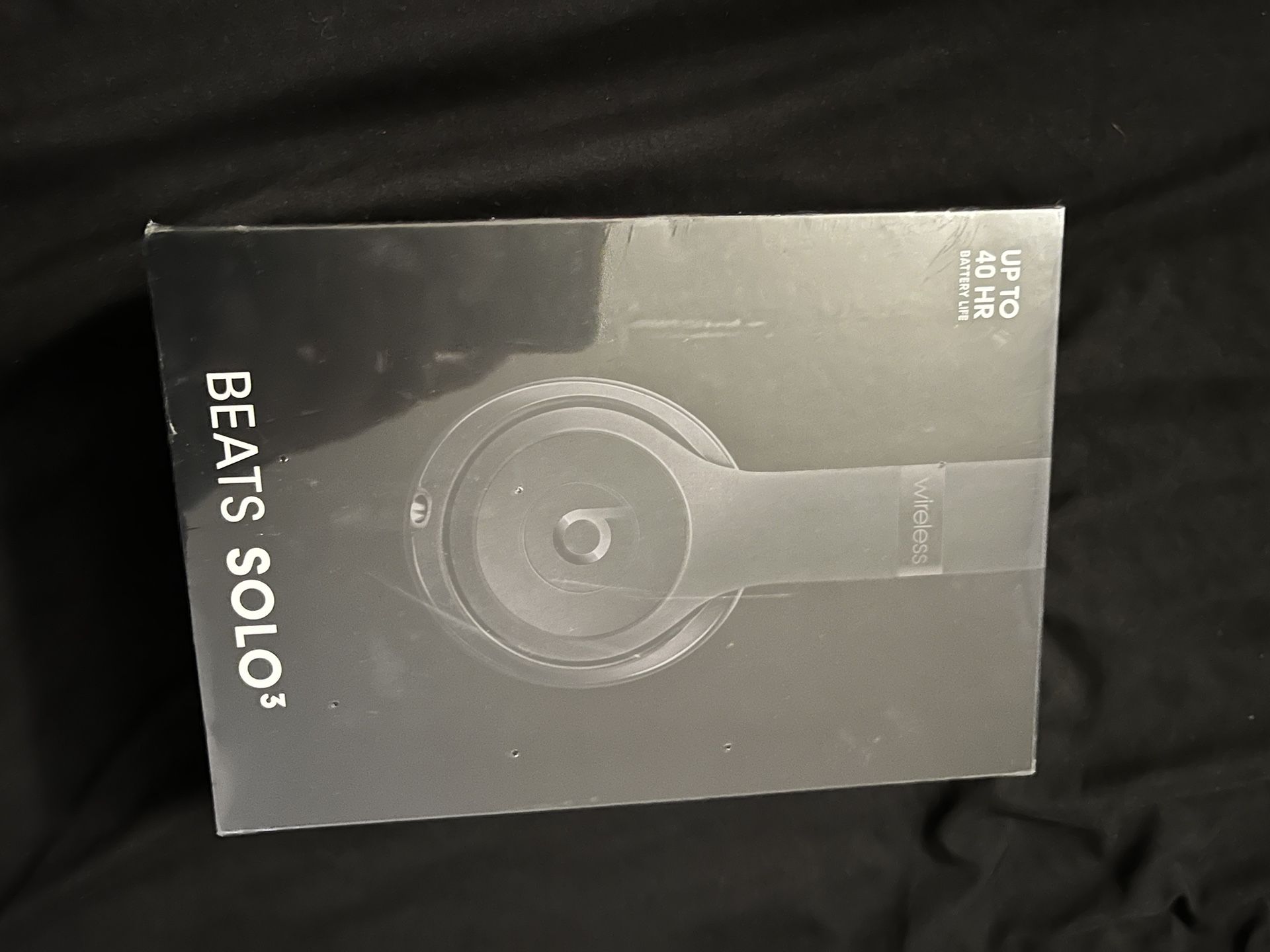 Beats Solo 3 (sealed New)