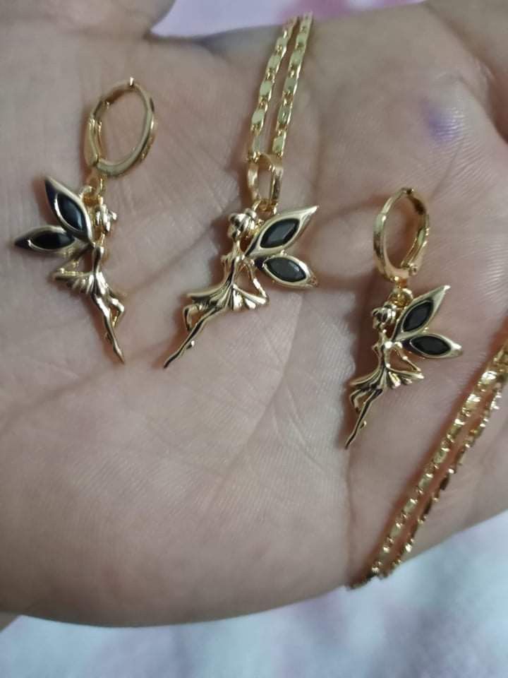 Gold Plated Necklace With The Earrings/Collar Con Aretes De Oro Laminado 