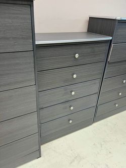 Dresser 5 drawers