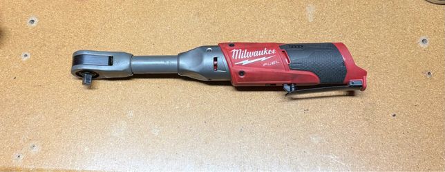 Milwaukee 3/8 ratchet