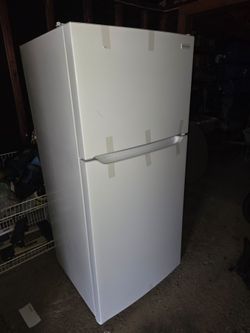 FRIGIDAIRE 18.3 cu ft
