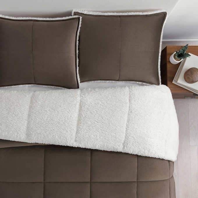 BHF Easton Sherpa Fleece 3-piece Queen Comforter Set Brown And White.