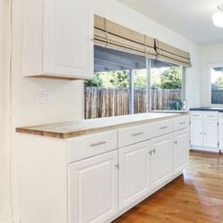 Kitchen Base Cabinet/Island