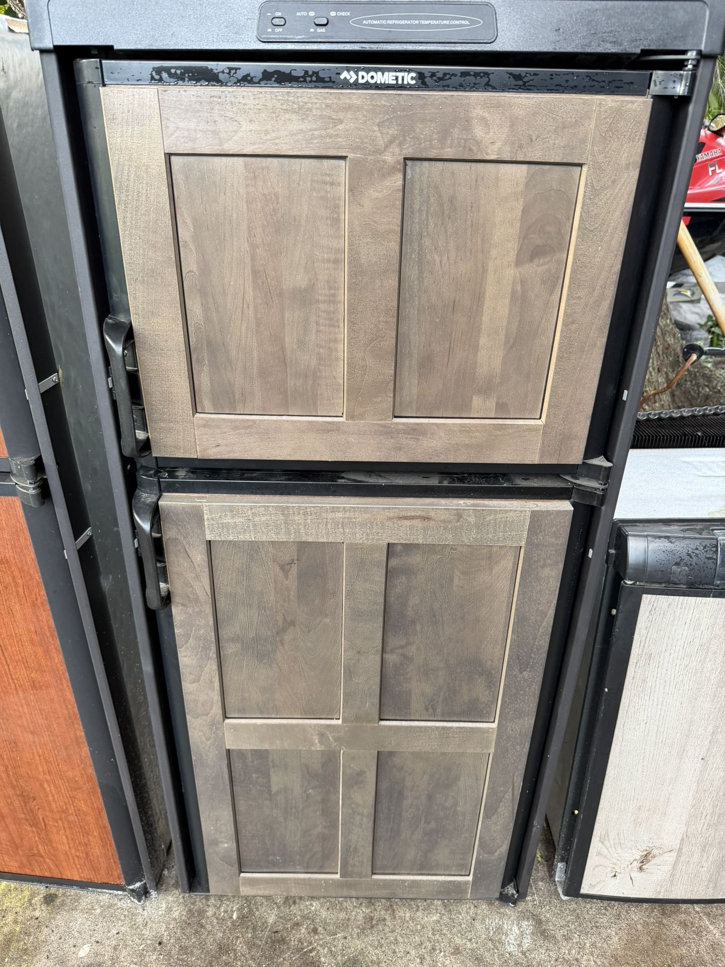 Rv fridge/freezer 25х54х24