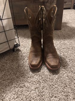 Ariat men’s square toe boots