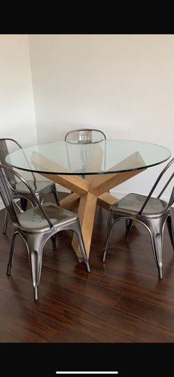 Comedor Moderno - 4 Sillas Tolix /   Modern Dining Set + 4 Tolix Chairs