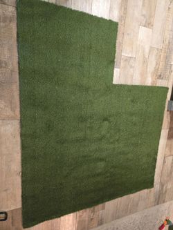 Golf turf ***MAKE OFFER***