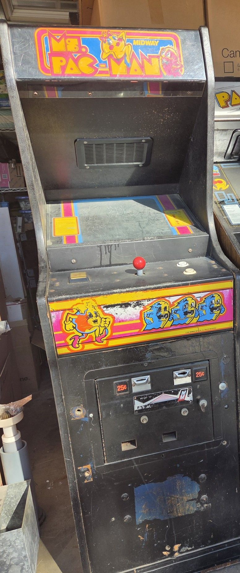 Ms PACMAN cabaret arcade Machine