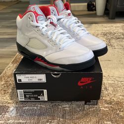 Nike Jordan 5 FIRE RED size 11.5