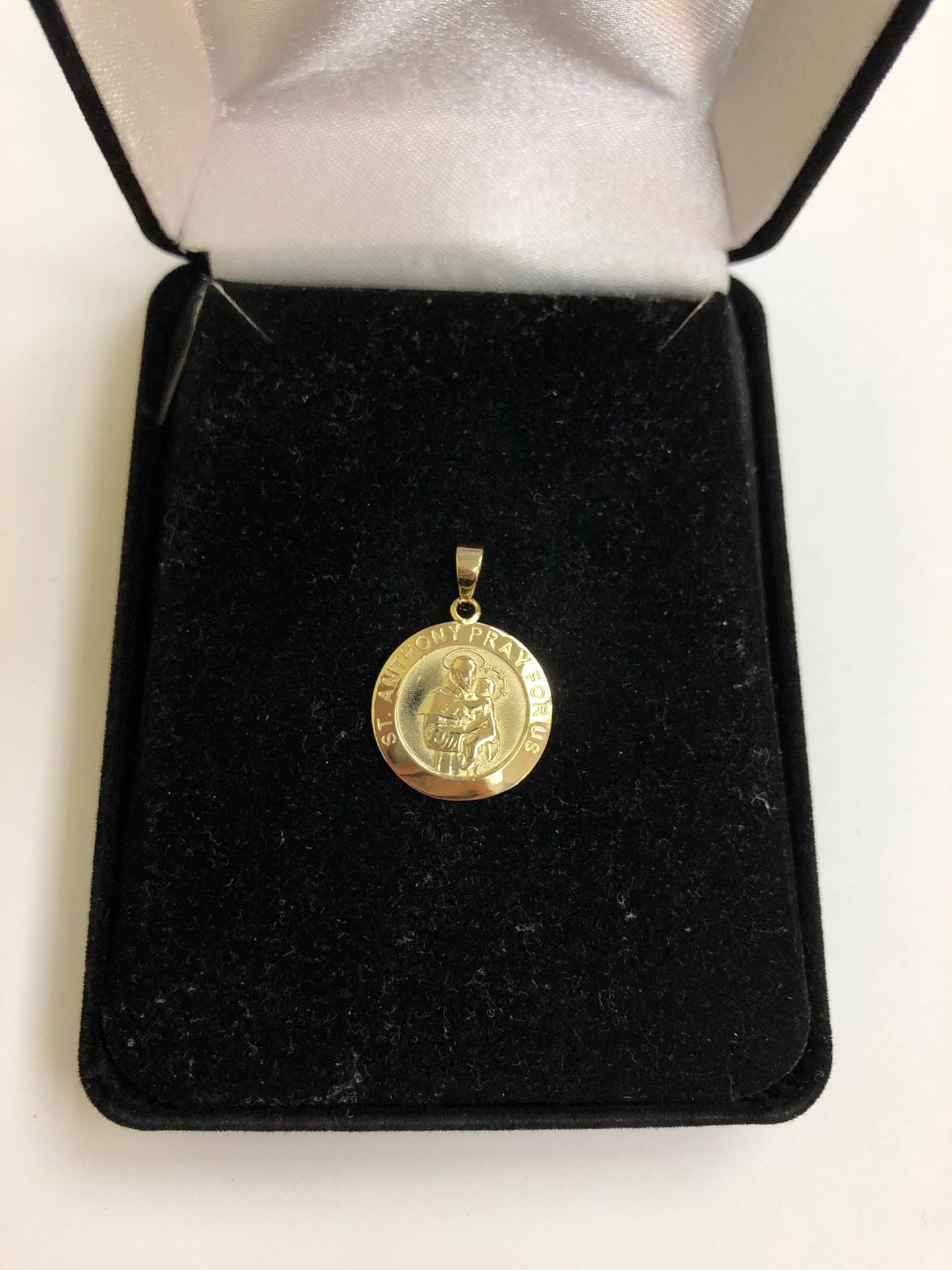 Saint Michael (pray for us ) religious pendant 14K REAL YELLOW GOLD.