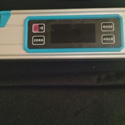 Approx 16" Lazer Level With Magnetic Bottom 