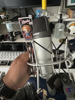 Microphone