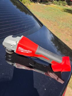 Milwaukee M18 Grinder
