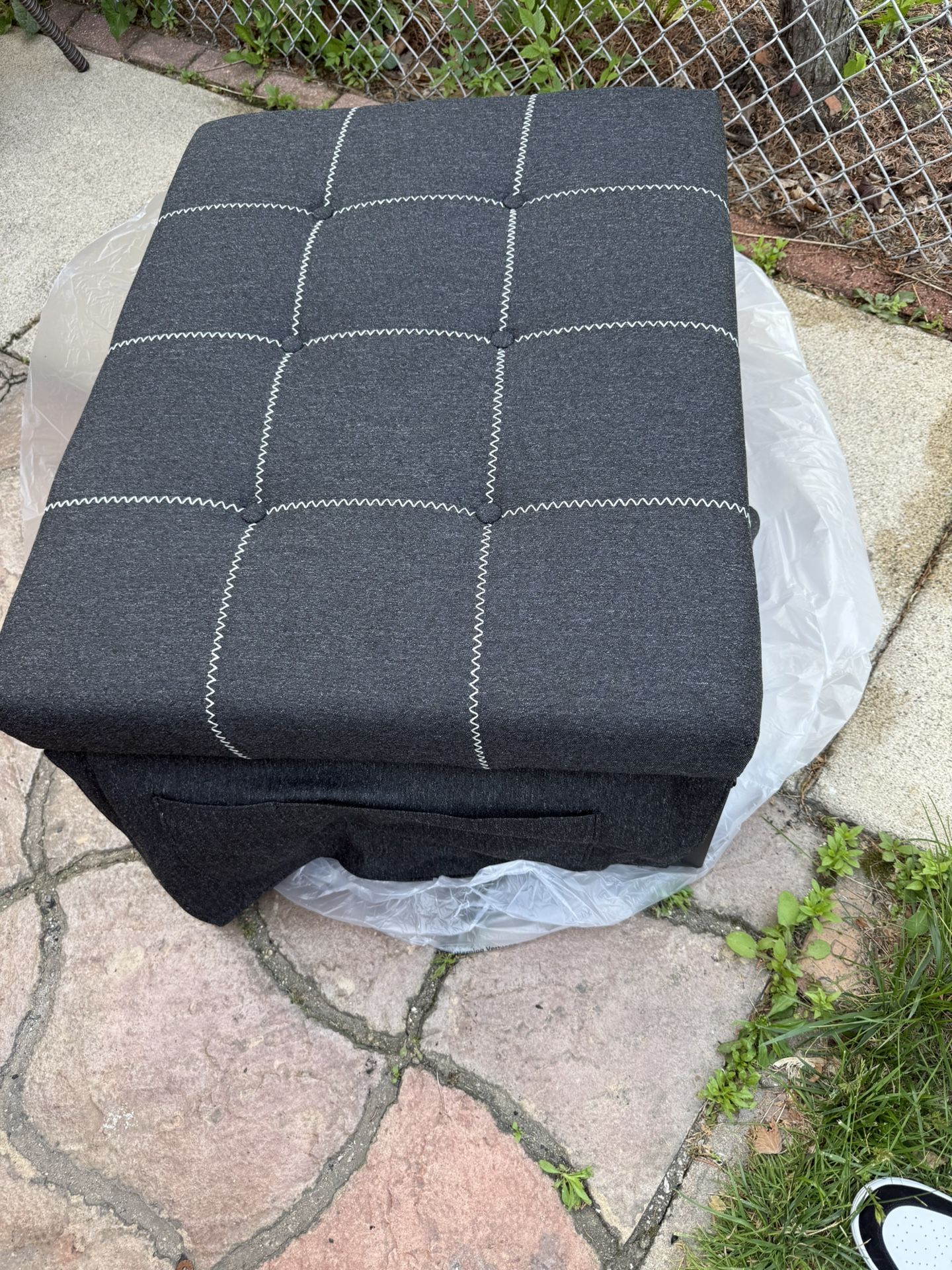 4-in-1 SEJOV Sleeper Chair Bed – Black, Modern, Foldable, Adjustable – New!