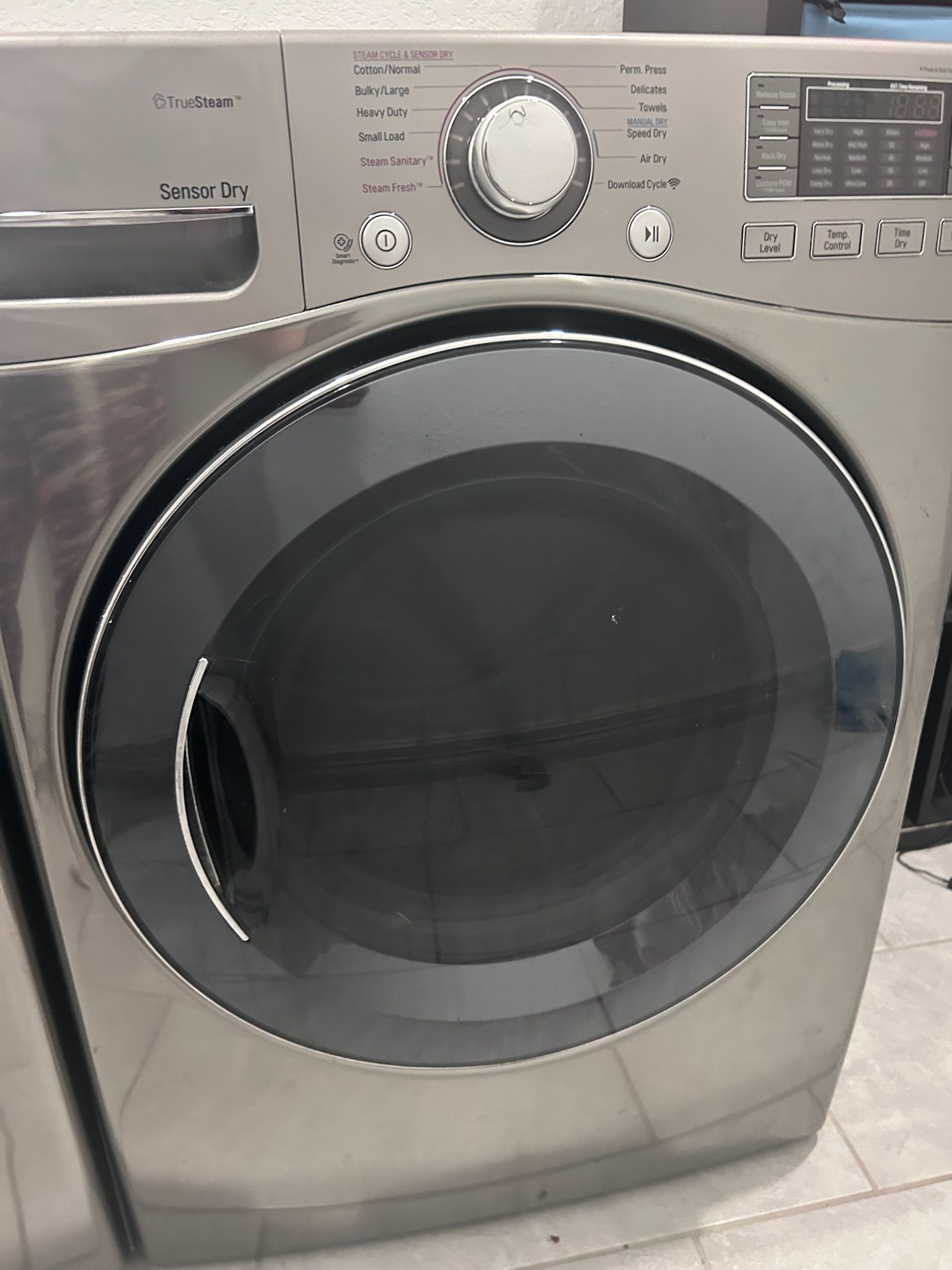 Lg Front Load Electric Dryer (steam Sensor Dry) Home & Garden