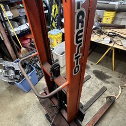 Manual Forklift - Presto (Foot Pump)