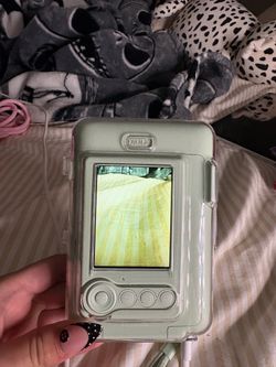 polaroid matcha green camera