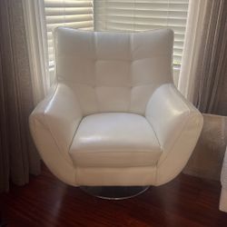 Leather Swivel Chair 