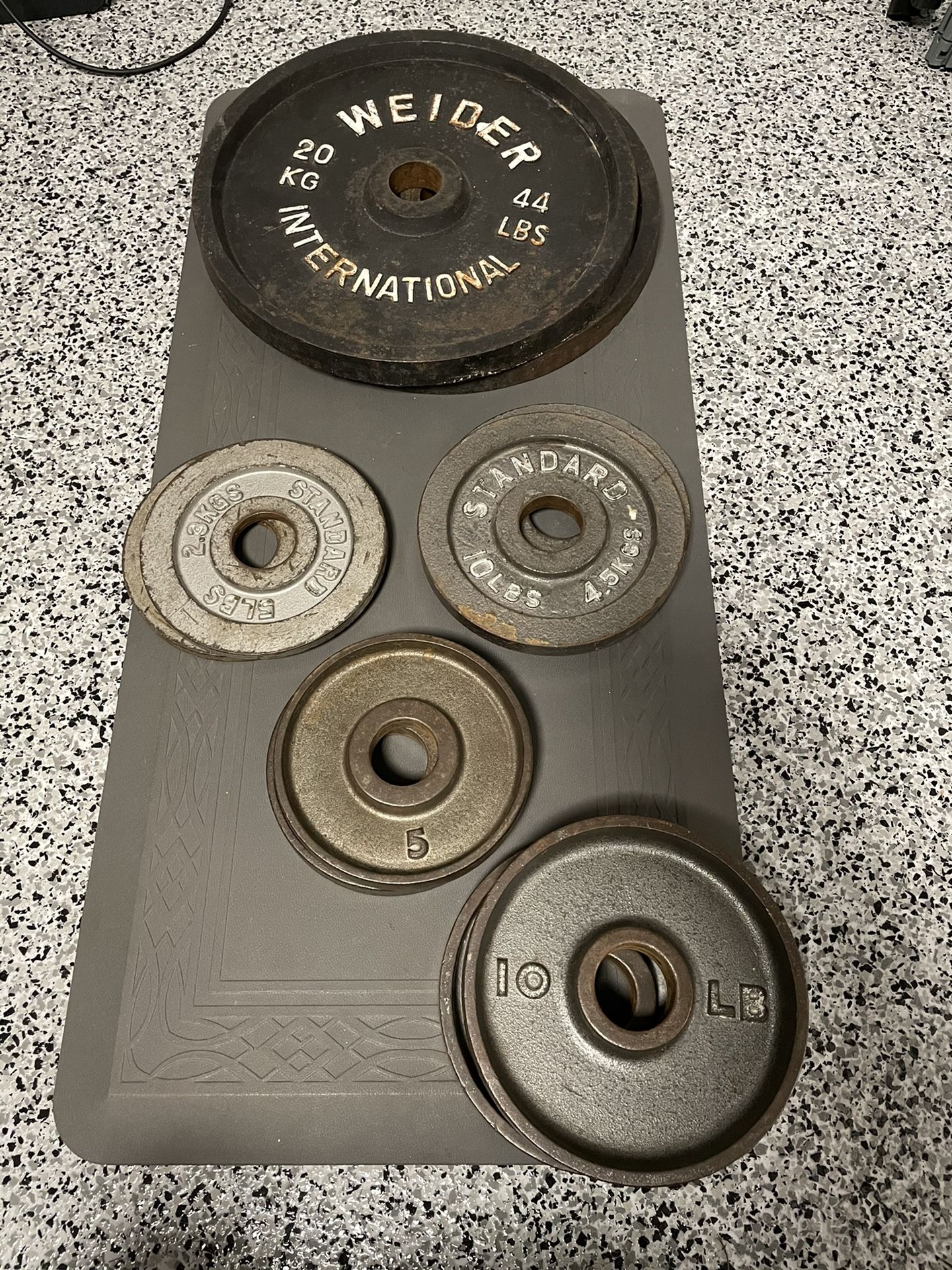 Free Weight Plates- FREE