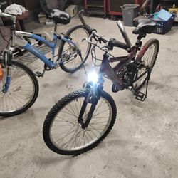 2 Mountain Bikes Great Shape