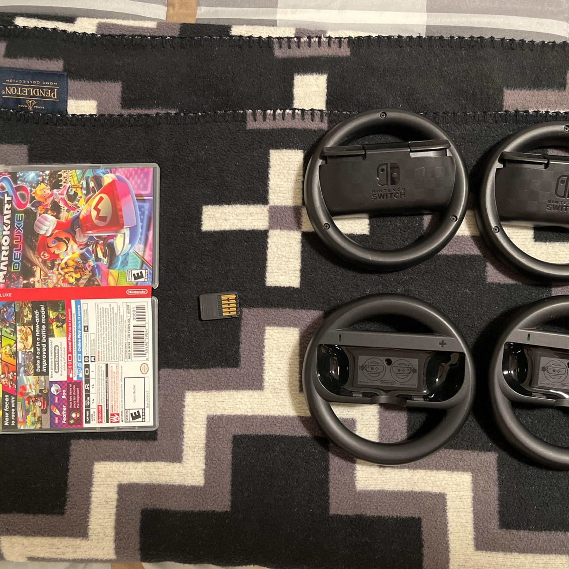 Mario Kart 8 Deluxe switch game Party Pack