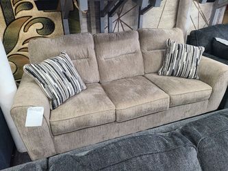 New in stock Ashley Olten Mocha sofa 1 pc only special with pillows