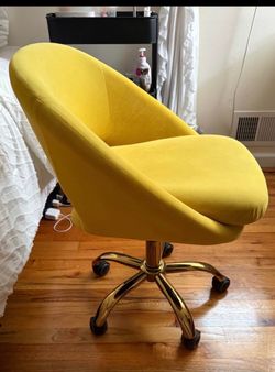 Yellow desk chair